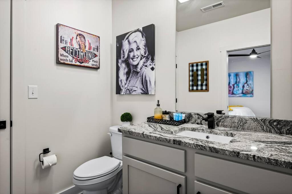*Dog Friendly*Modern Home-Minutes To Dollywood, Gatlinburg, Smoky Mountains & Pigeon Forge! Esterno foto
