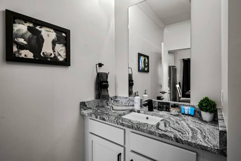 *Dog Friendly*Modern Home-Minutes To Dollywood, Gatlinburg, Smoky Mountains & Pigeon Forge! Esterno foto